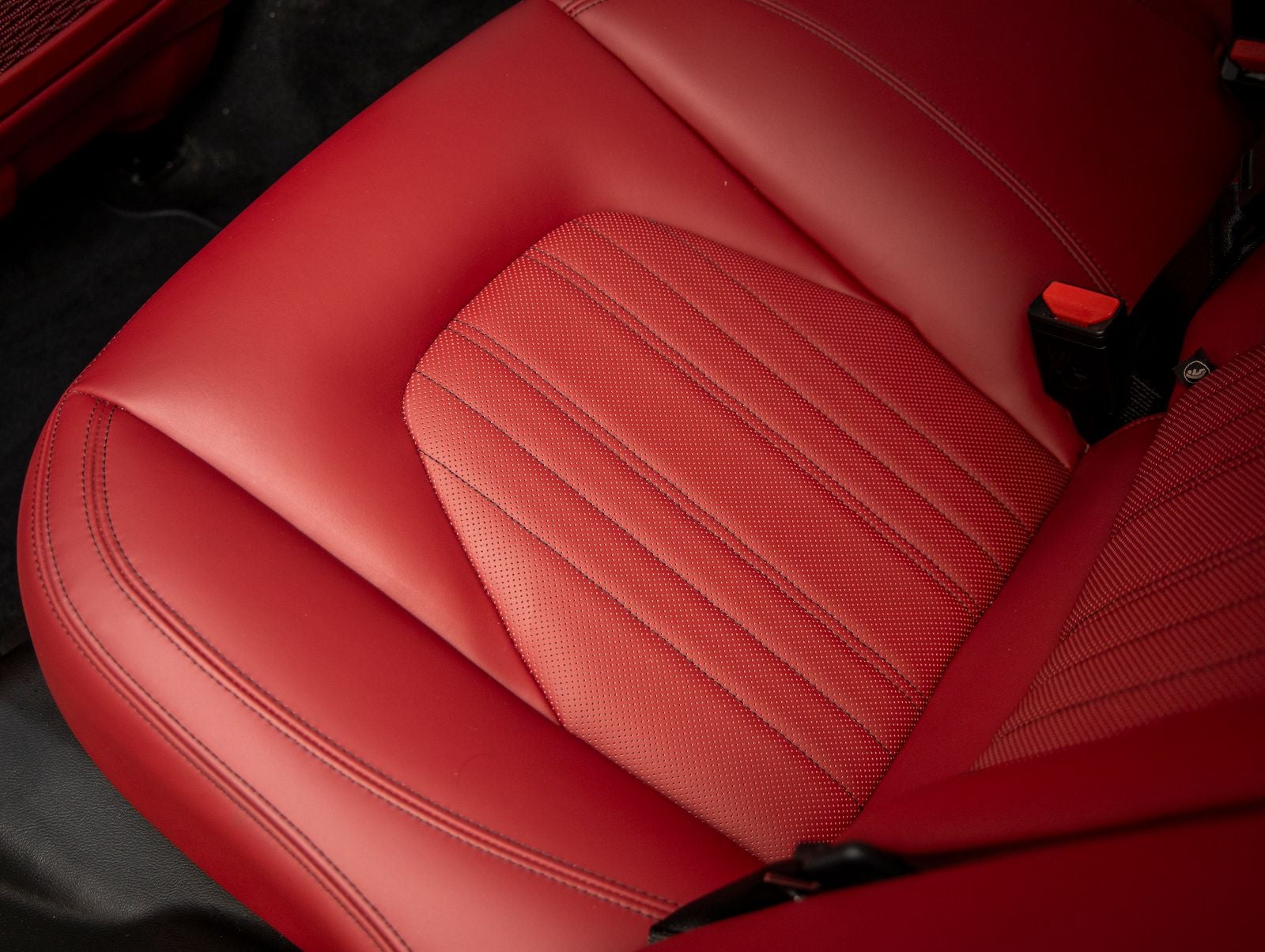 2022 Maserati Ghibli Modena