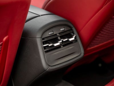 2022 Maserati Ghibli Modena