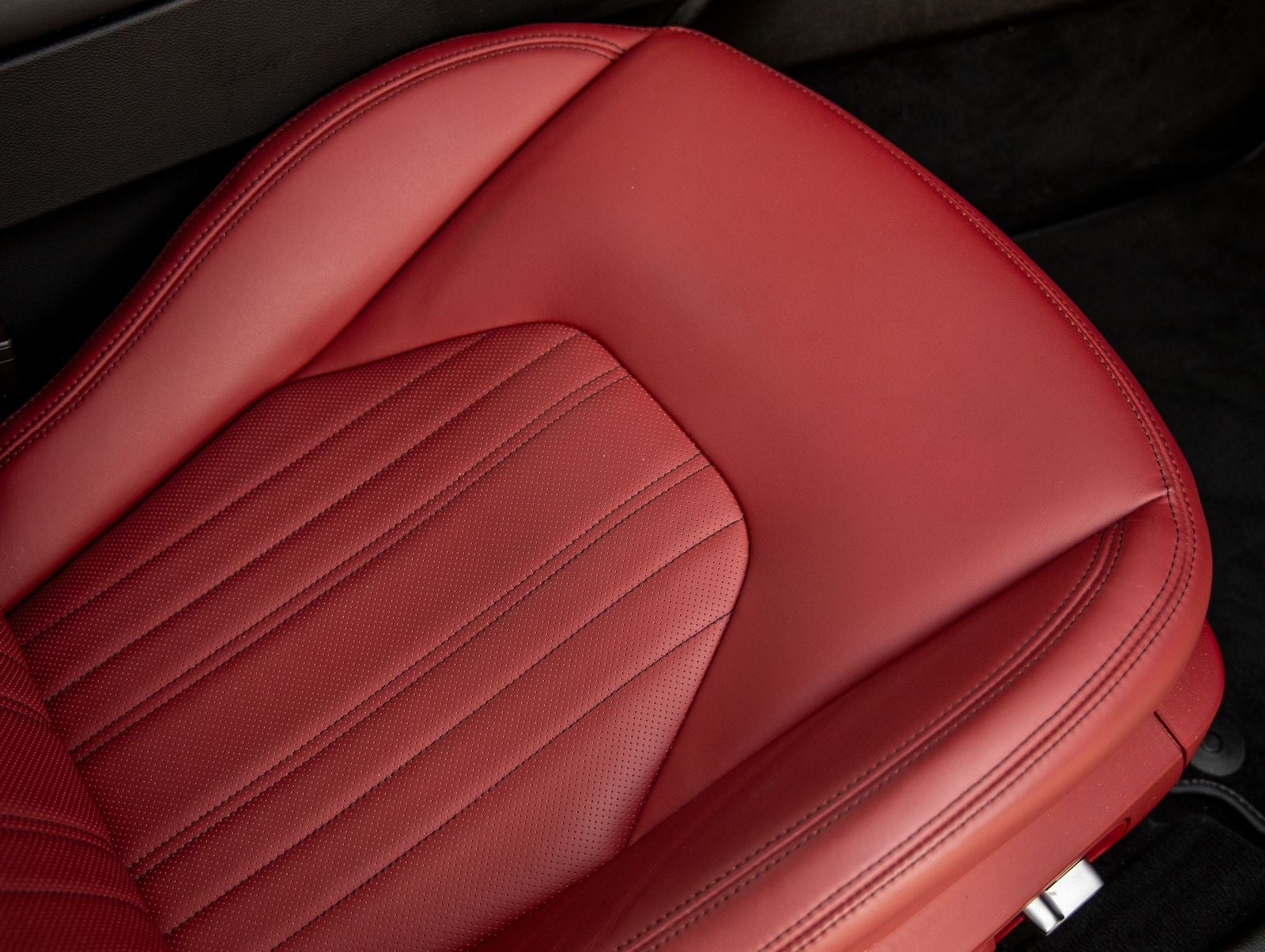 2022 Maserati Ghibli Modena
